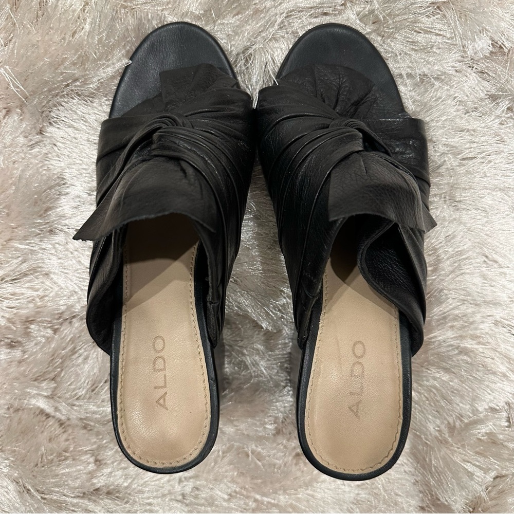 Aldo leather heels